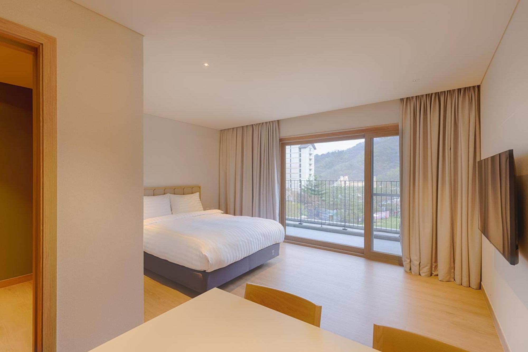 Sono Calm Vivaldipark Hotel Hongcheon Buitenkant foto